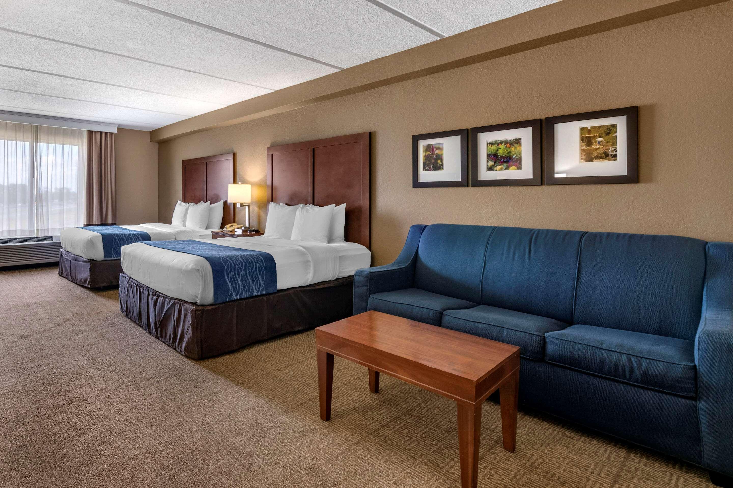 Comfort Inn&suites Orlando North 3*