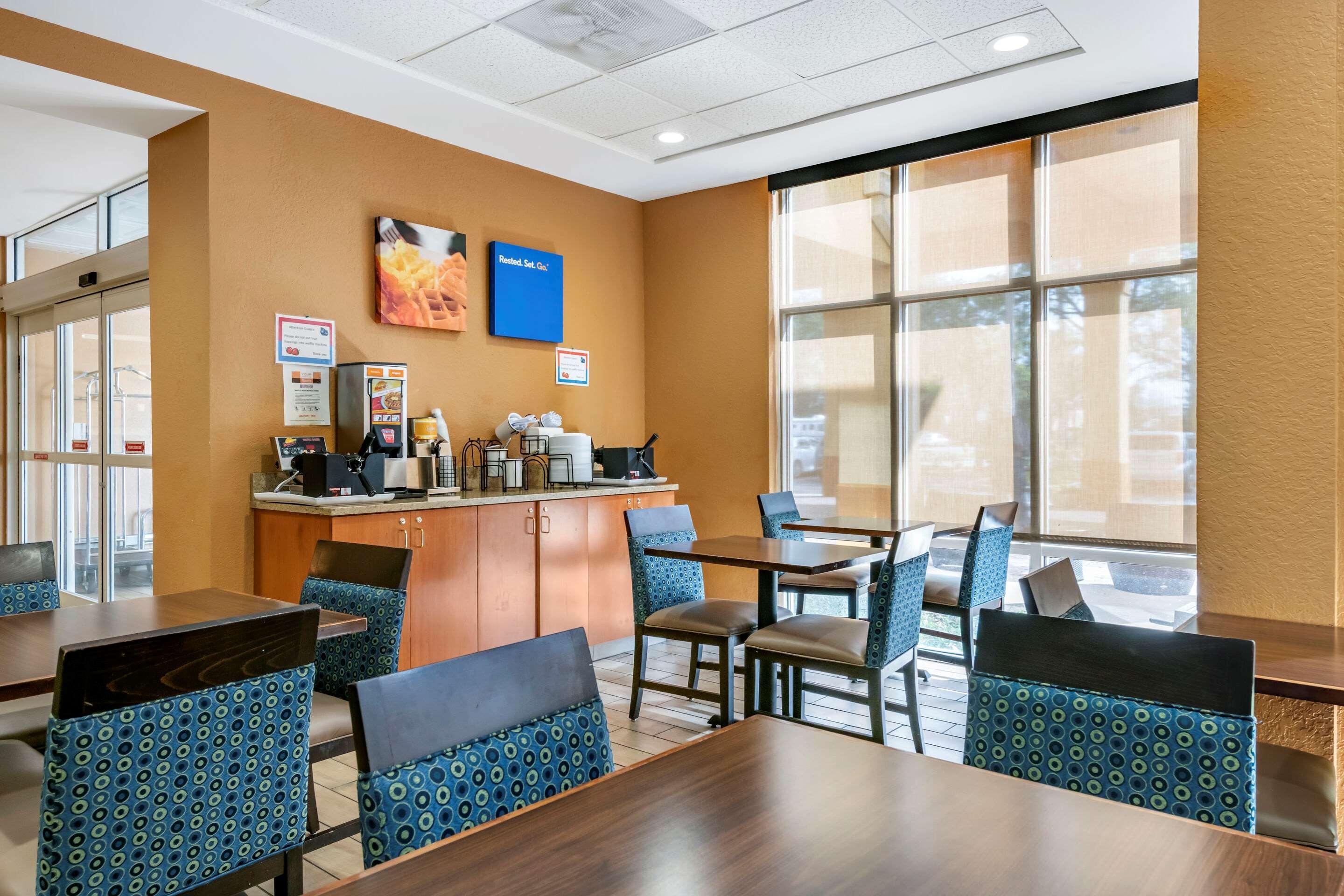 Comfort Inn&suites Orlando North Hotel 3*