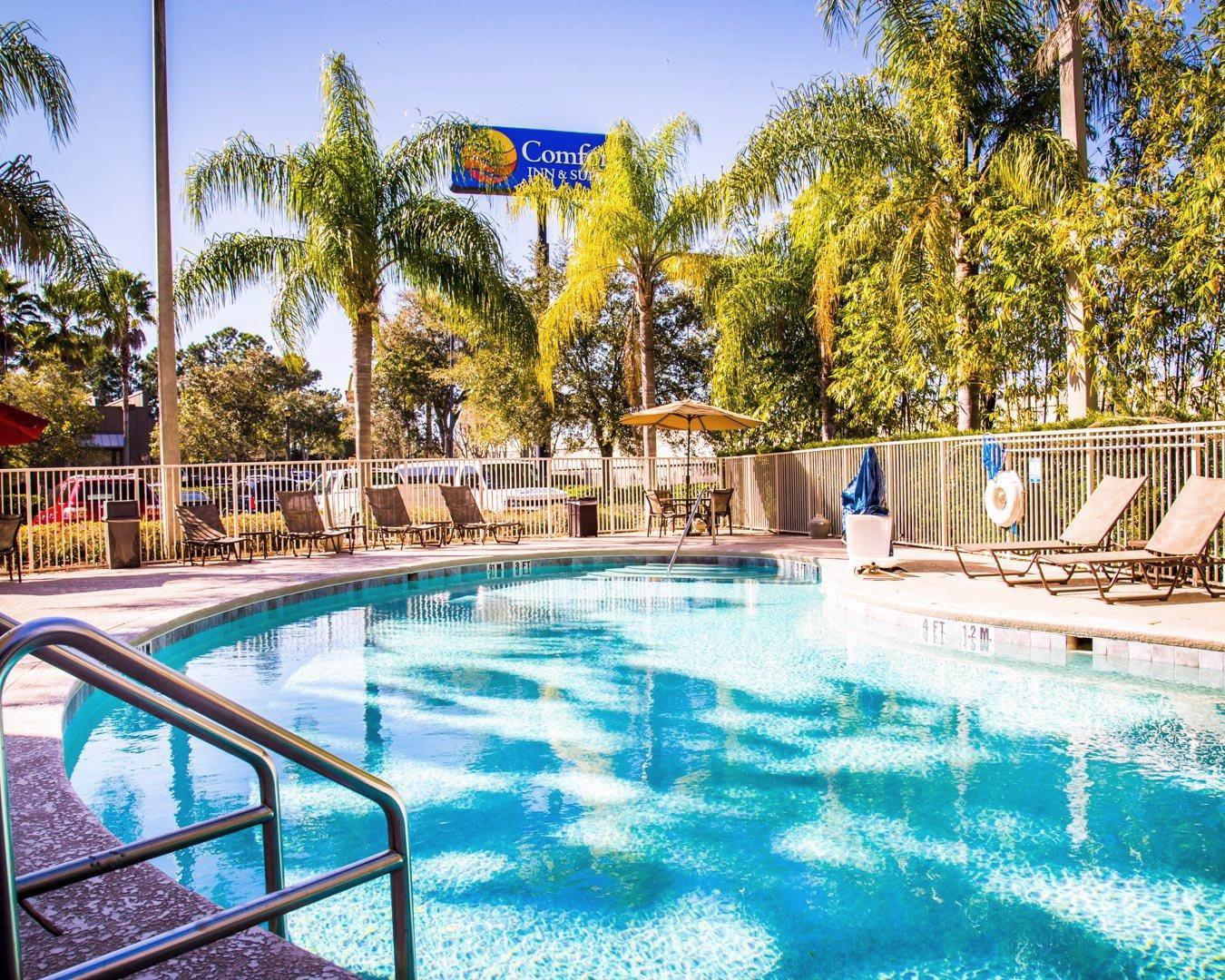 Comfort Inn&suites Orlando North Hotel