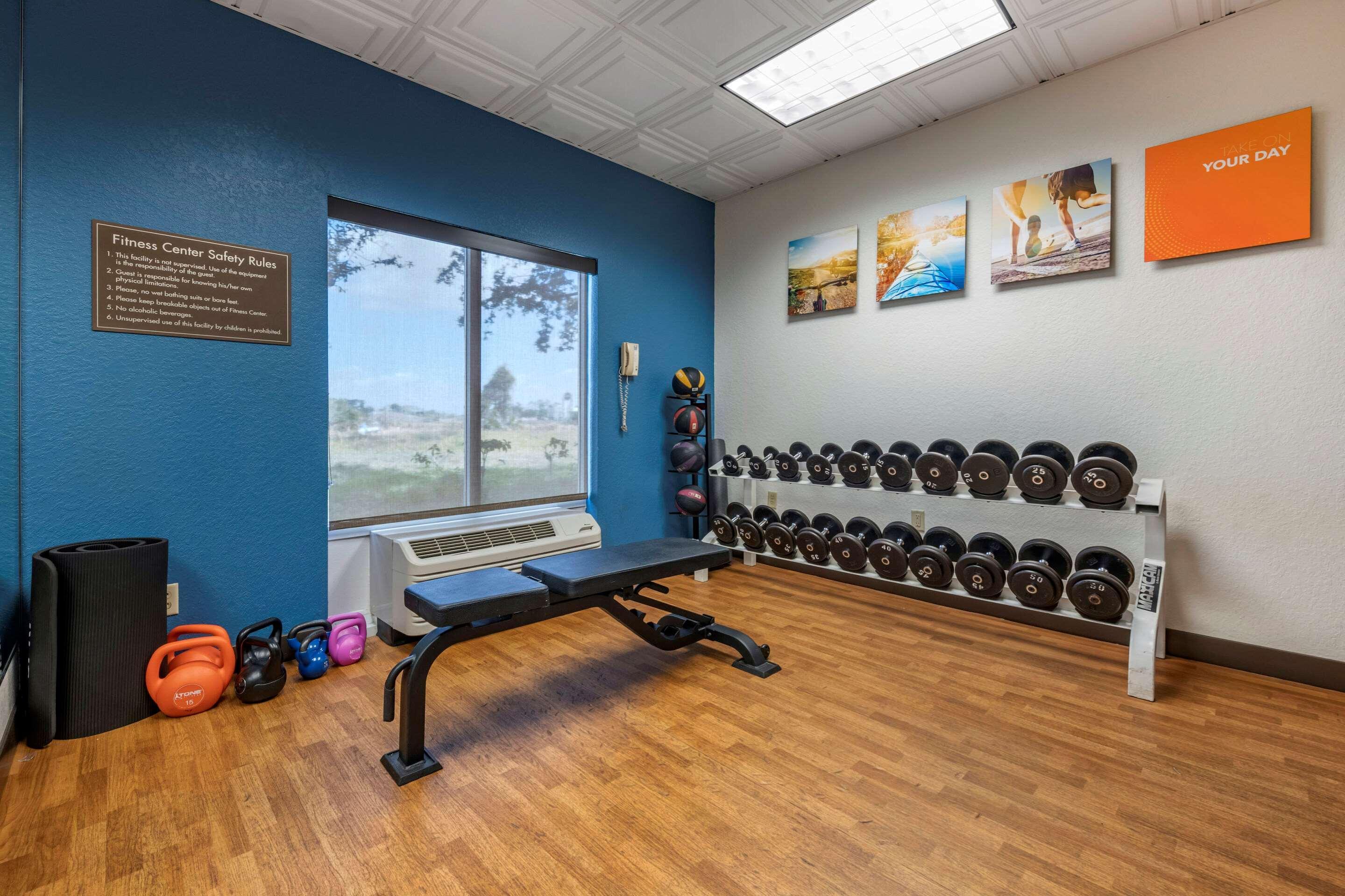 Comfort Inn&suites Orlando North Hotel