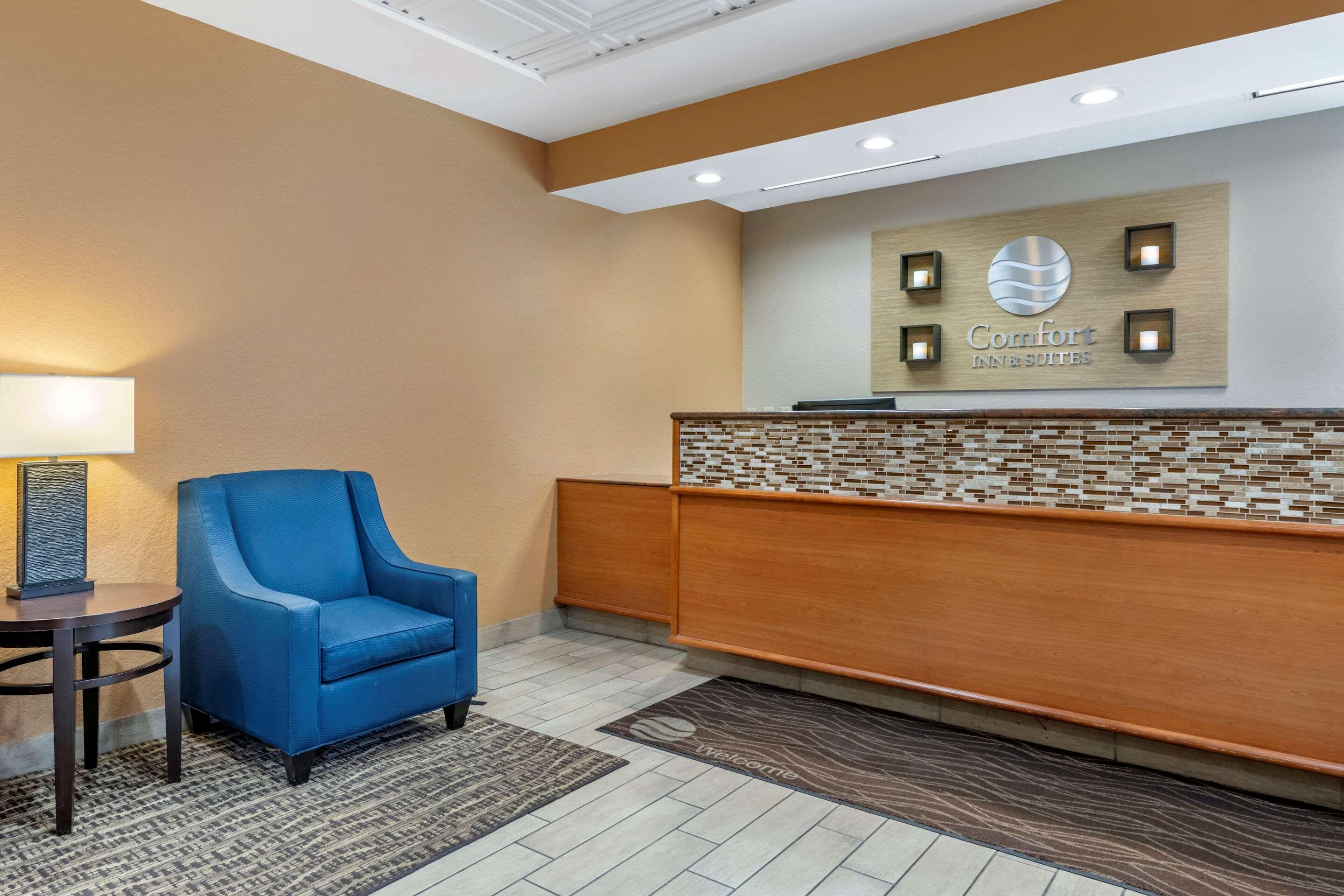 Comfort Inn&suites Orlando North Hotel